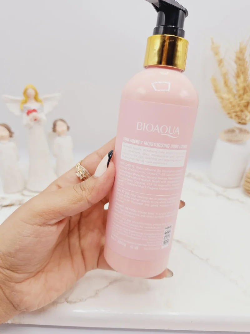 لوسیون بدن پمپی توت فرنگی آبرسان عمقی پوست بیوآکوا کد 2834