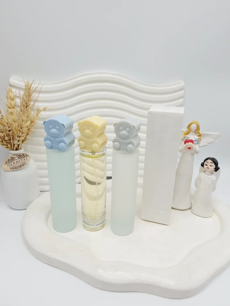 عطر زنانه‌ خرسی 50 میل برند MAIDEN ANNA