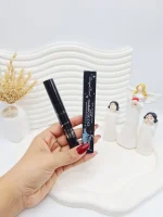 ریمل حجم دهنده در دو رنگ طلایی و آبی برند Mascara