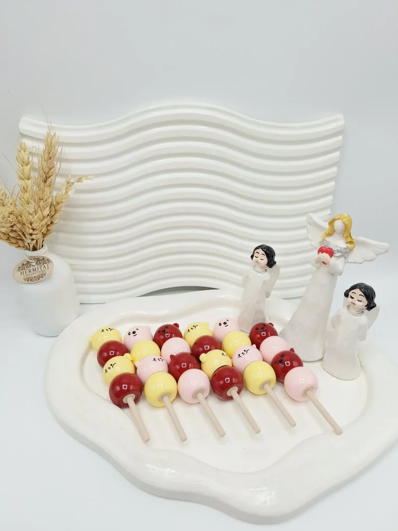 رژلب مخملی کره ای طرح آبنبات چوبی برند Gege bear - Image 5
