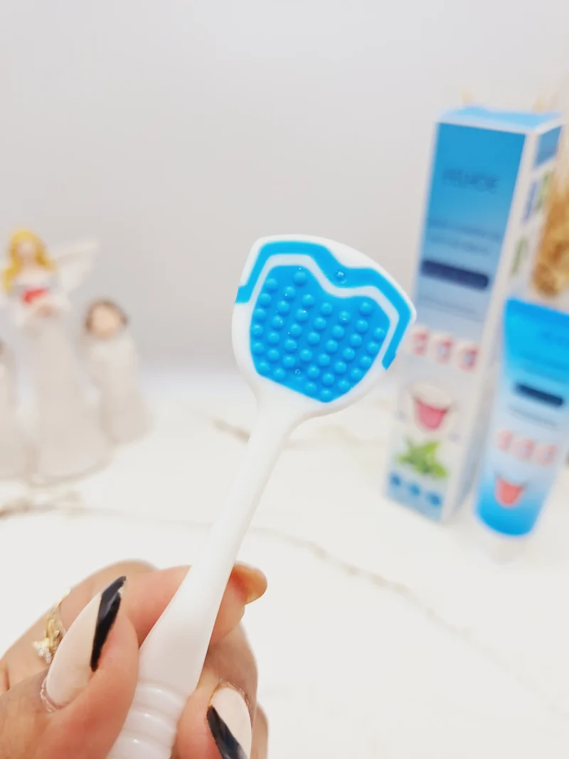 مسواک تمیز کننده زبان و خوشبو کننده دهان ایلهو کد 0376