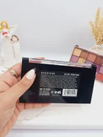 پالت سایه 18 رنگ برند OVERTURE کد OTY005