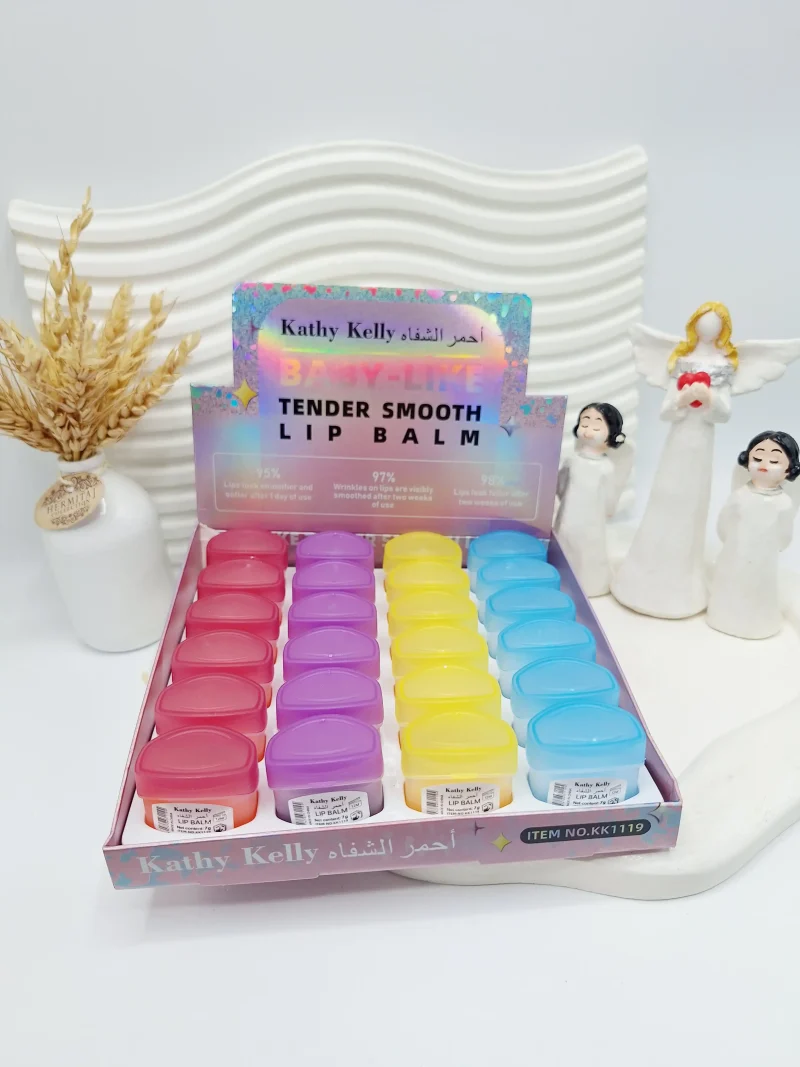 وازلین لب میوه ای نرم کننده لب برند أحمر الشفاه - Image 2